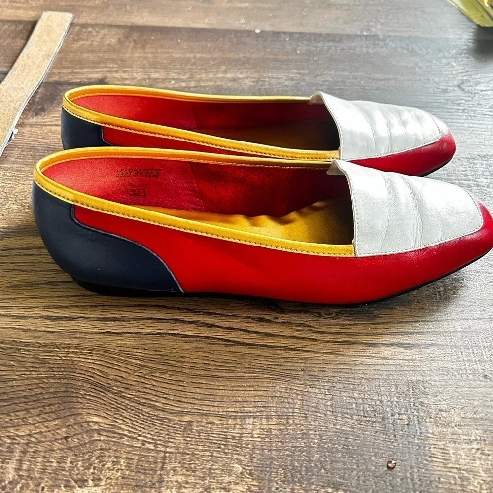 Vintage Enzo Angiolini Red White & blue flats, Women sz 7.5, slipon Italian shoe